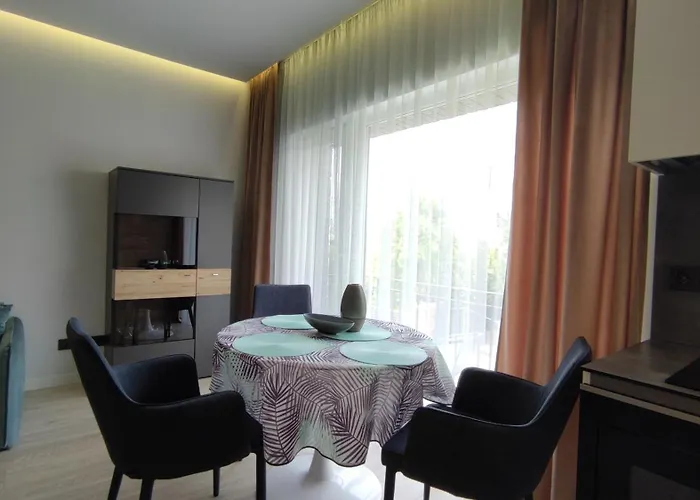Apartamento New J&r Near Girstutis, Free Private Parking & Self Check-in Kaunas