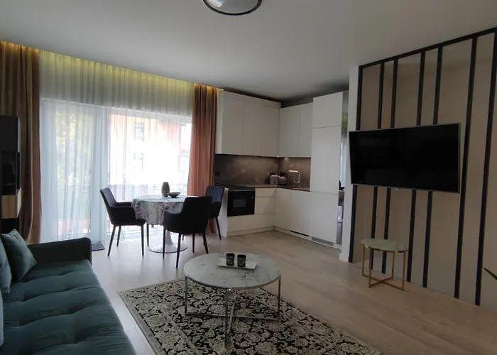 公寓 New J&r Near Girstutis, Free Private Parking & Self Check-in *