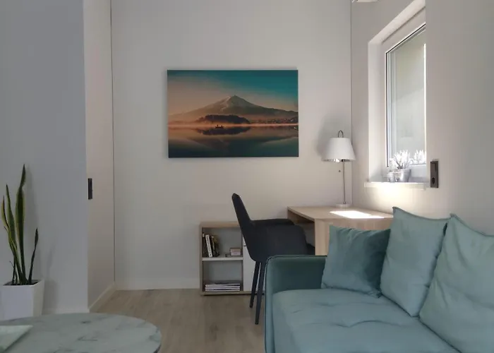 New J&r Near Girstutis, Free Private Parking & Self Check-in