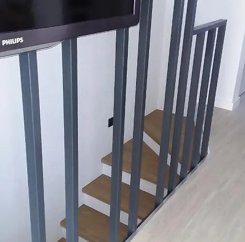 Apartamento New J&r Near Girstutis, Free Private Parking & Self Check-in *