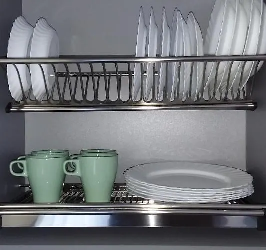 New J&r Near Girstutis, Free Private Parking & Self Check-in Apartamento