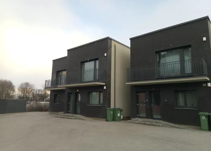 公寓 New J&r Near Girstutis, Free Private Parking & Self Check-in 考纳斯